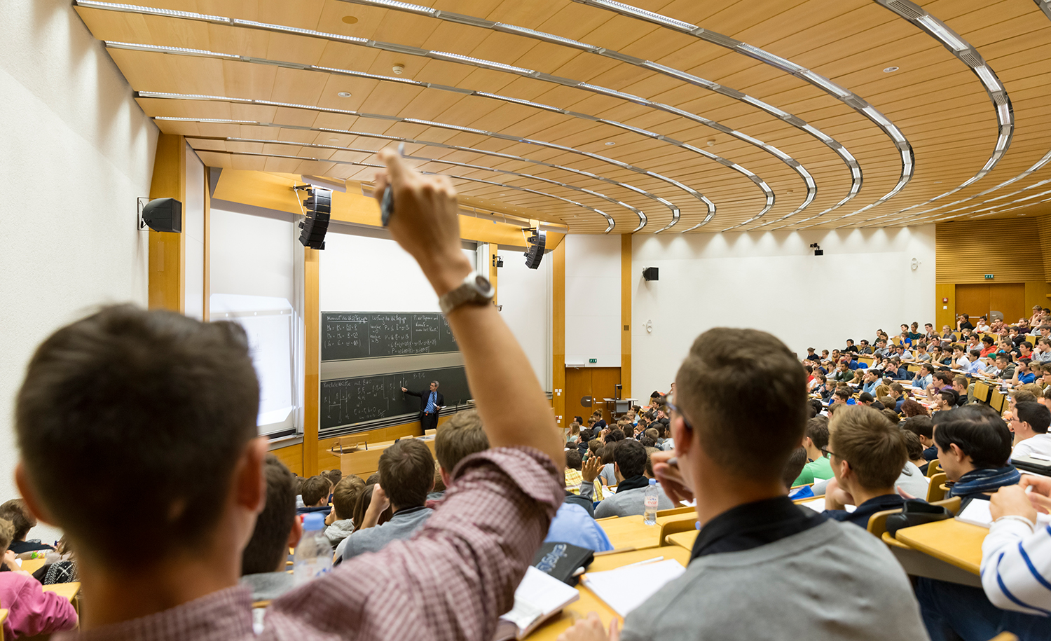 Photo credit Alessandro Della Bella classroom